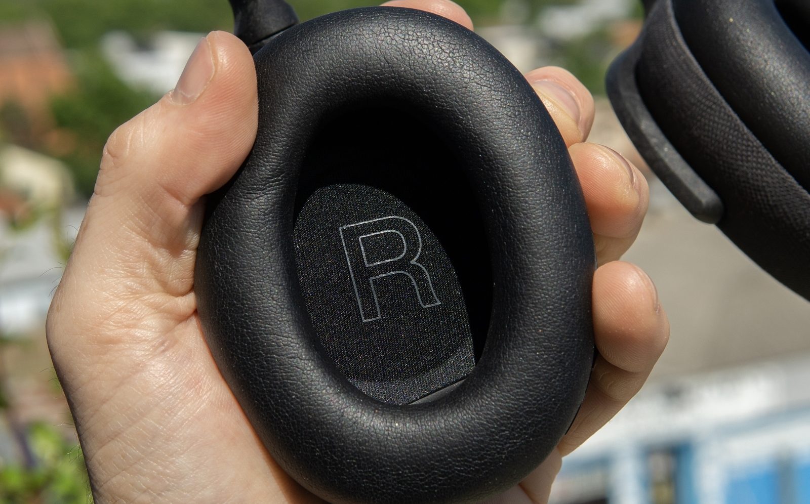 Чаши Bowers & Wilkins PX7