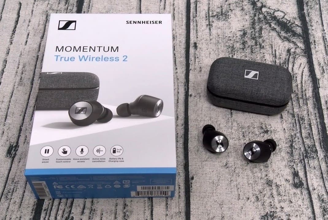 Комплект Sennheiser Momentum True Wireless 2 Комплект Sennheiser Momentum True Wireless 2