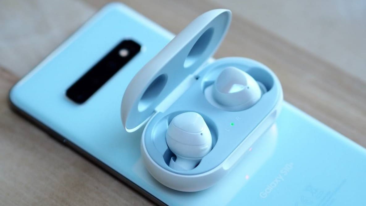 Приложението Galaxy Wearable Приложението Galaxy Wearable