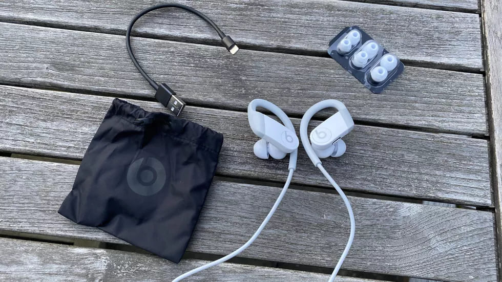 Beats Powerbeats 2026 Bundle Beats Powerbeats 2026 Bundle