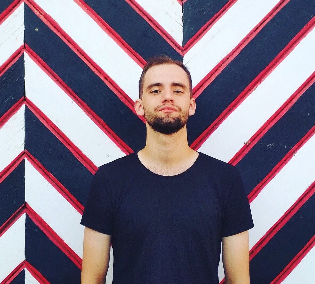 myheadphone.techinfus.com