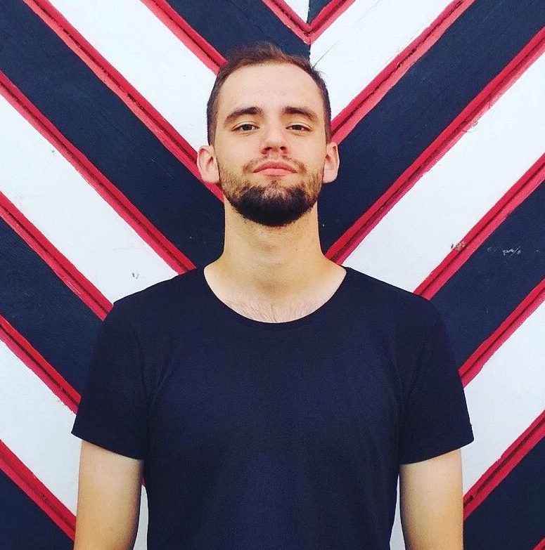 myheadphone.techinfus.com