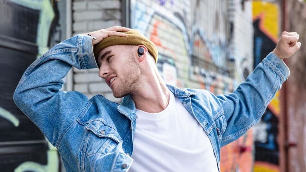 Звук Sony WF-XB700 Звук Sony WF-XB700