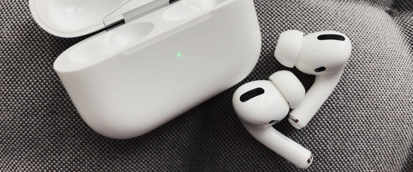 Apple AirPods Pro Най-добрите вакуумни слушалки Apple AirPods Pro