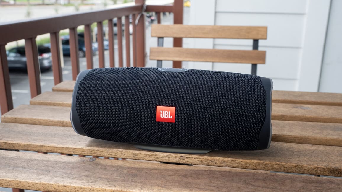 Преносима тонколона JBL Charge 4 Преносима тонколона JBL Charge 4